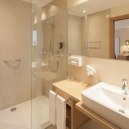 Hilburger 4* سكين